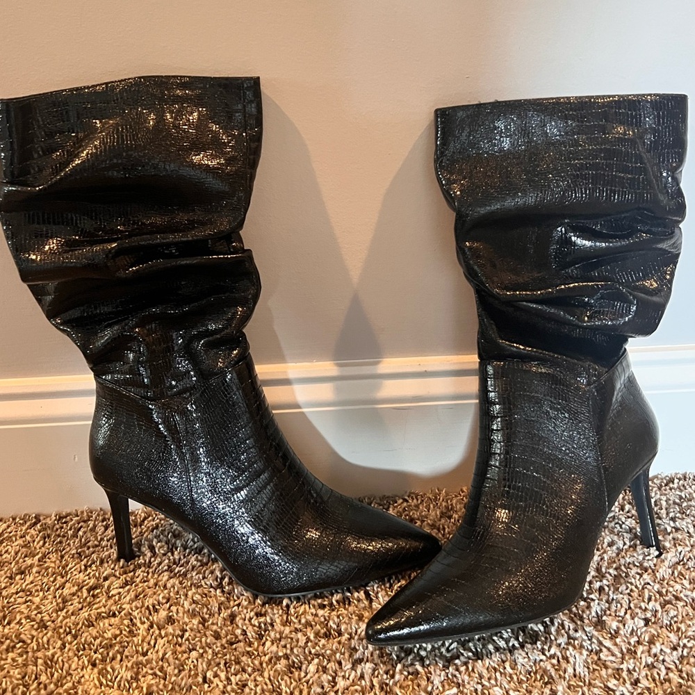 NEVER WORN. Women’s black slouchy, croc skin boots. Size 8.
